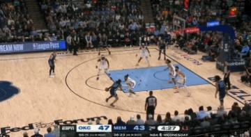 png电子平台莫兰特撞到杰林威平拍倒地裁判未表示 主教练詹金斯暴怒吃T🤬