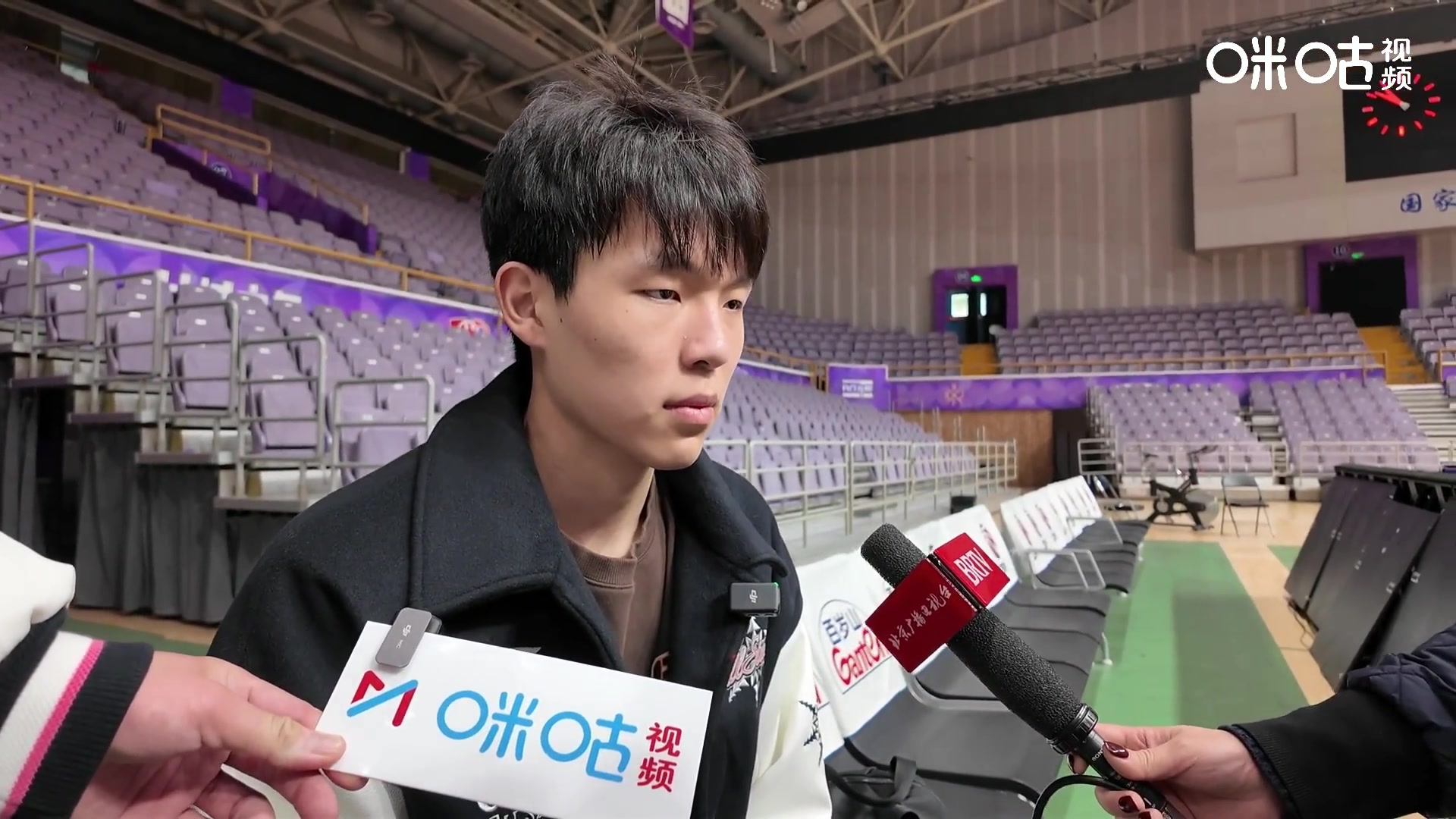 电子png游戏调侃自己罚球🤣杨瀚森：国家队状态其他的可以延续 罚球就别了