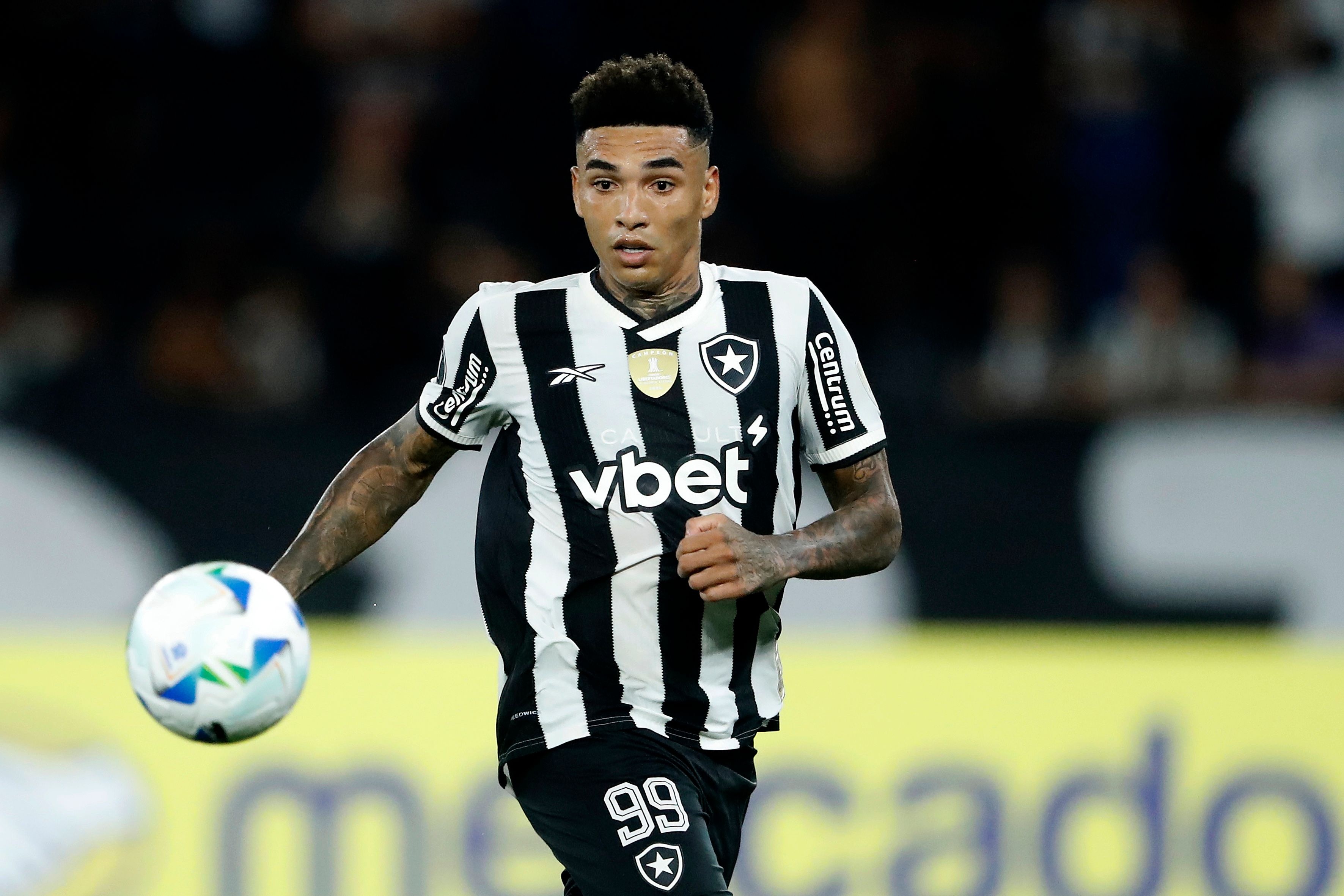 电子png游戏DO：诺丁汉森林接近与博塔弗戈达协议，签下伊戈尔-热苏斯等三人